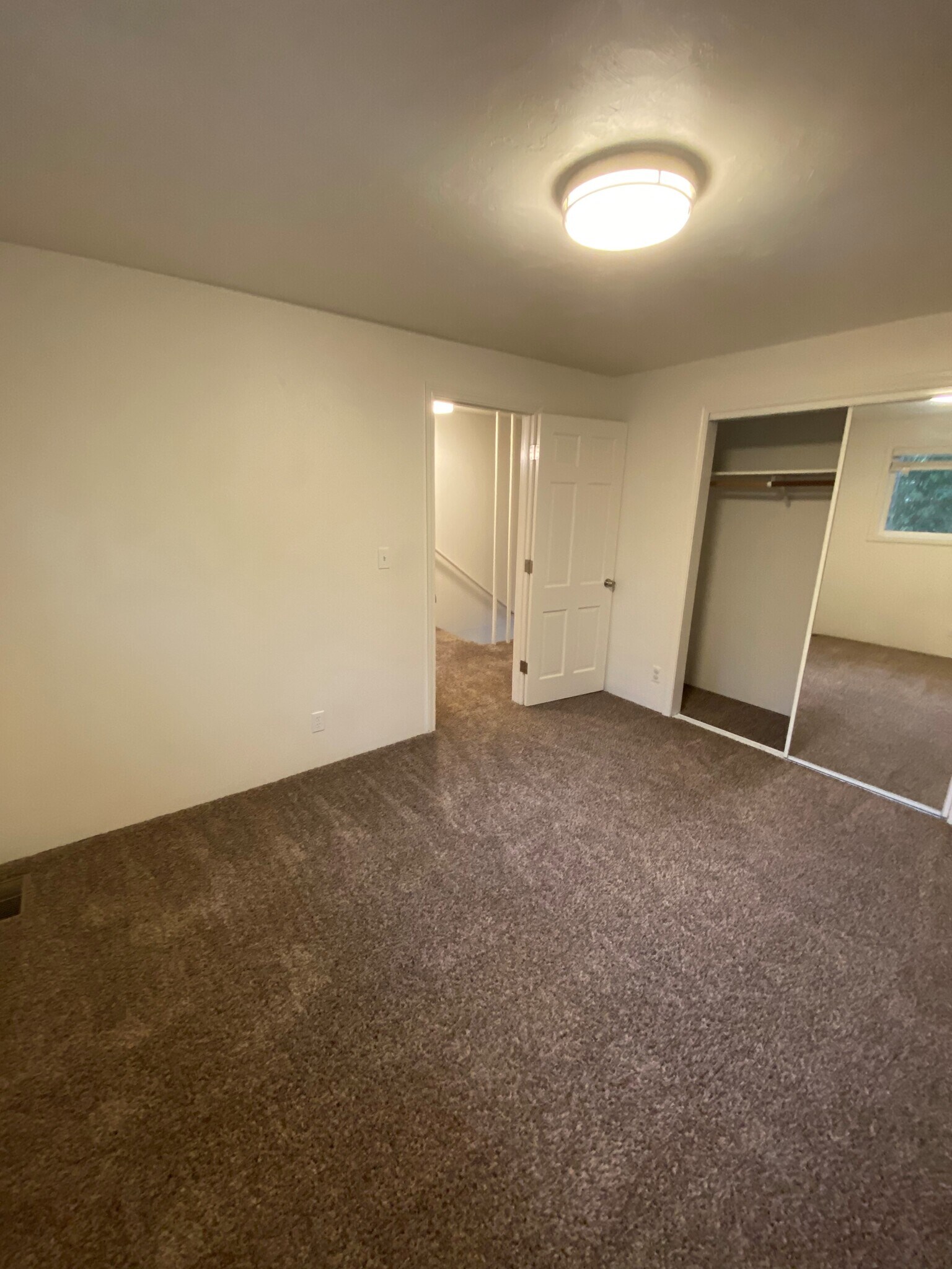 Building Photo - 1248 Piper Ln