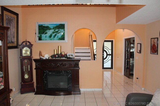Building Photo - 13847 Geranium Pl