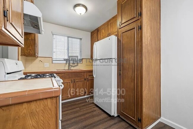 Building Photo - 5447 Mildred St