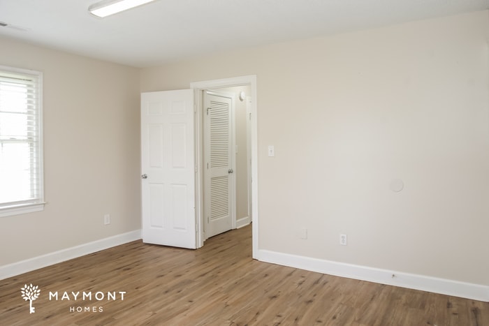 Building Photo - 207 Sweet Bay Ct