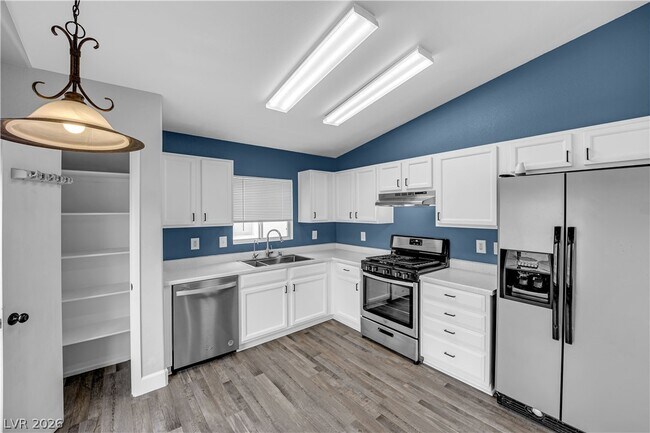 Building Photo - 6404 Extreme Shear Ave