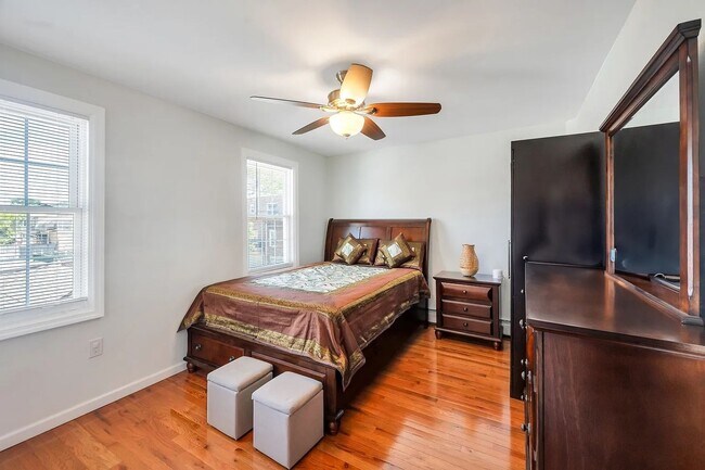 Building Photo - Experience Modern Luxury: Fully Renovated ...