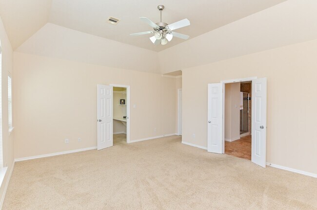 Building Photo - 1126 Sopris Dr