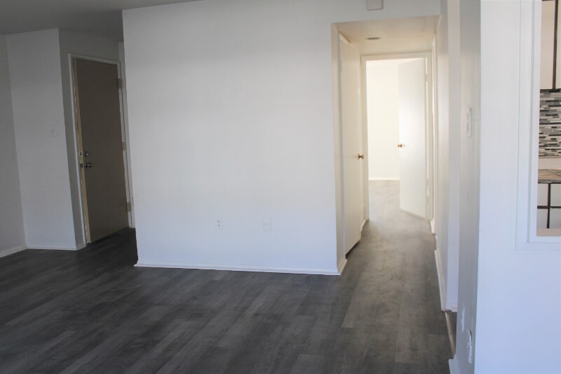 Building Photo - 546 Wilson Bridge Dr
