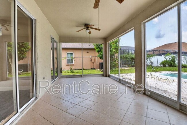 Building Photo - 121 Aurelia Ct