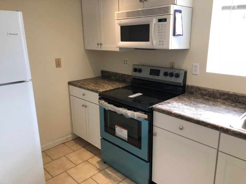 Building Photo - 288 Frank Hitchcock Rd