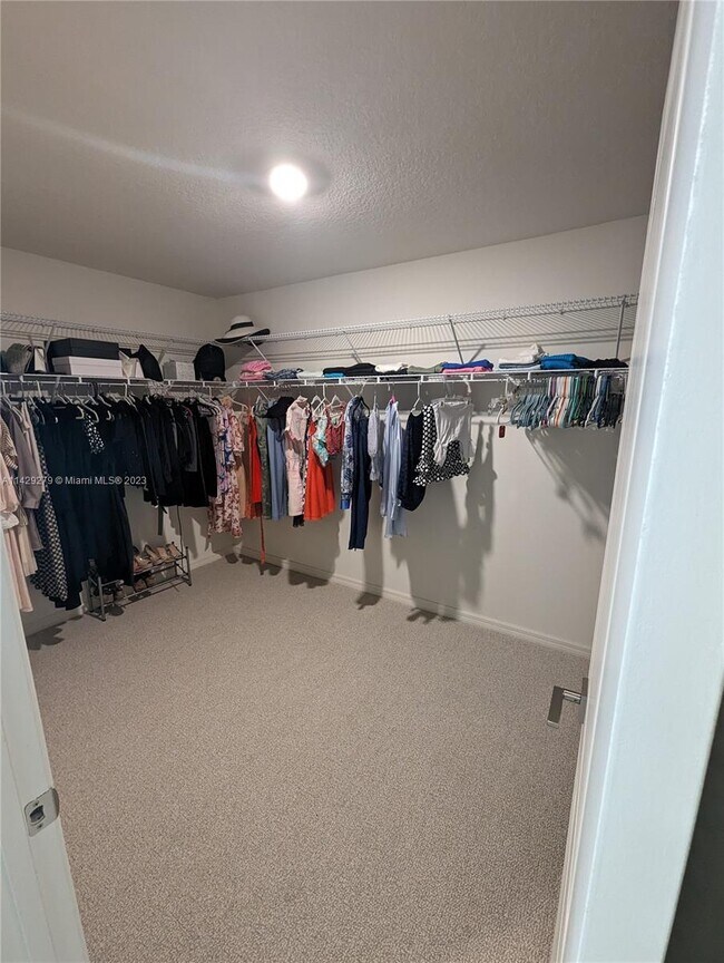 Building Photo - 9235 Freedom Hill Dr