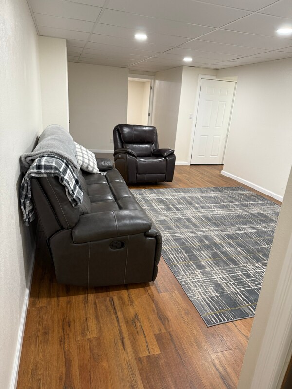 Building Photo - 214 Eagle Ave