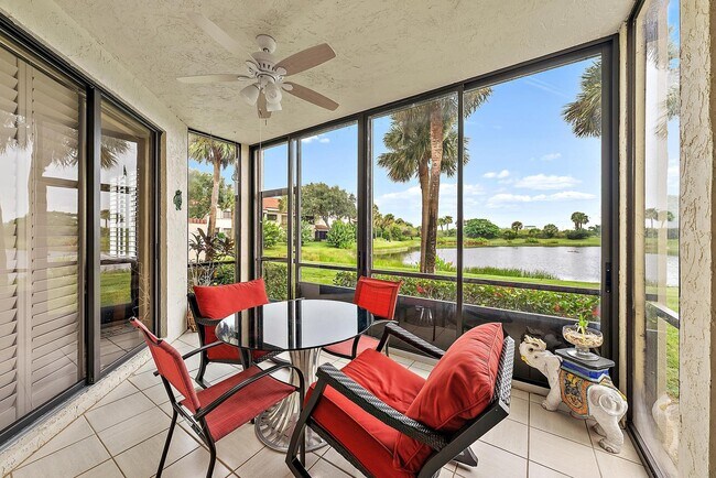 Building Photo - 302 Sea Oats Dr
