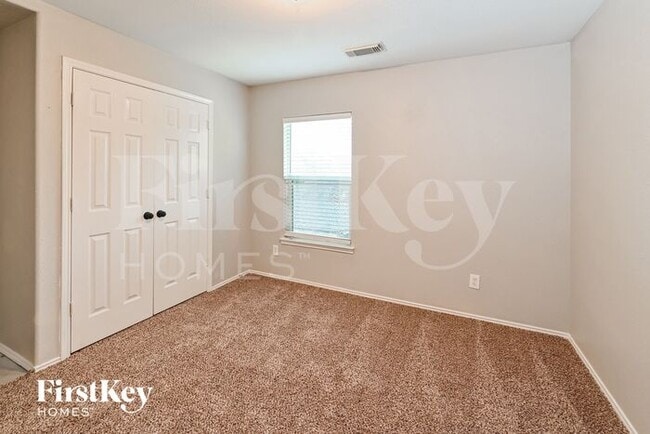 Building Photo - 8008 Blue Jay St