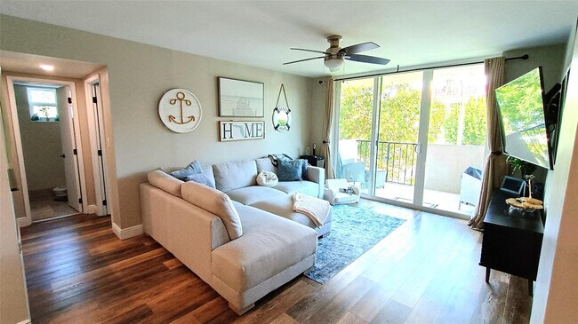 Building Photo - 777 S Federal Hwy