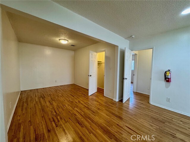 Building Photo - 1372 W 36th St