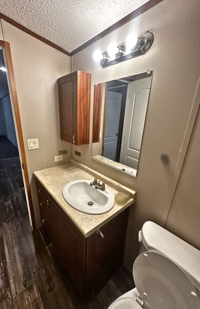 Building Photo - Secure Gated Delight Community