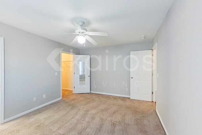 Building Photo - 261 Alexander Pointe Dr