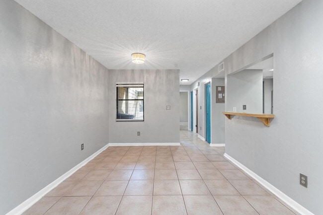 Building Photo - 6926 SW 45th Ave