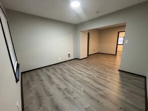 Building Photo - 86th,W.3285