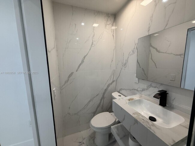 Building Photo - 11805 SW 185th St