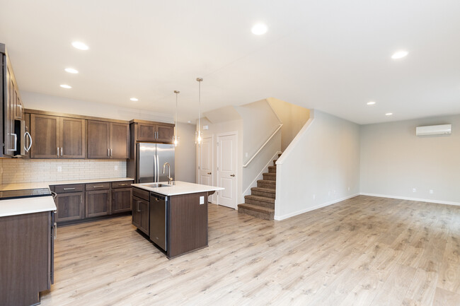 Building Photo - 2462 SW 185th Ave
