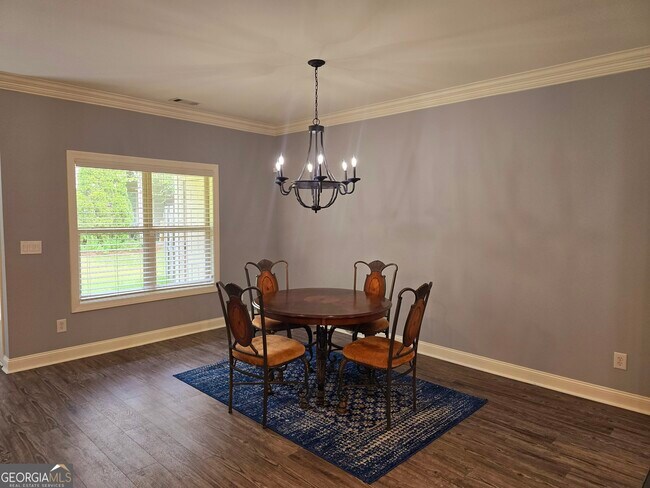 Building Photo - 2251 W Village Ln