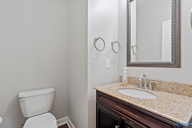 Building Photo - 16183 Evarard Dr NW