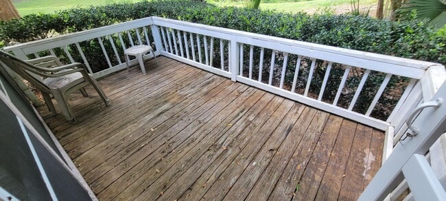 Building Photo - 3/2 (Hickory Walk in Haile Plantation) Beautiful home off the 15th Green of Haile Golf Course.