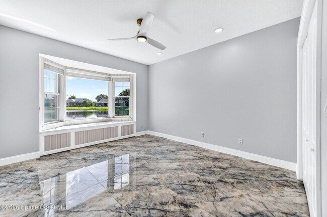 Building Photo - 975 Wildwood Dr