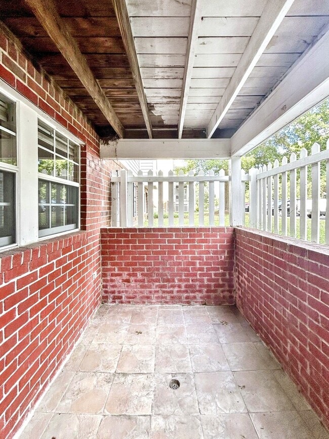 Building Photo - 10217 Wolfe Manor Ct