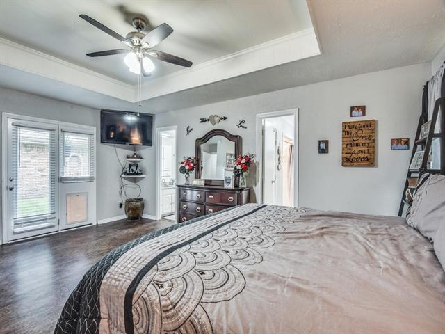 Building Photo - 4009 Villa Grove Dr