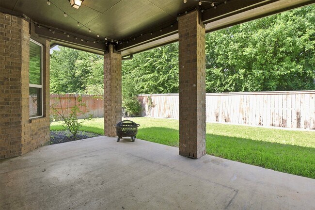Building Photo - 3020 Rocky Canyon Dr