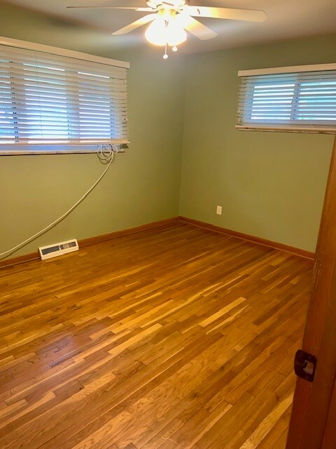 Building Photo - 152 Flint Ridge Dr