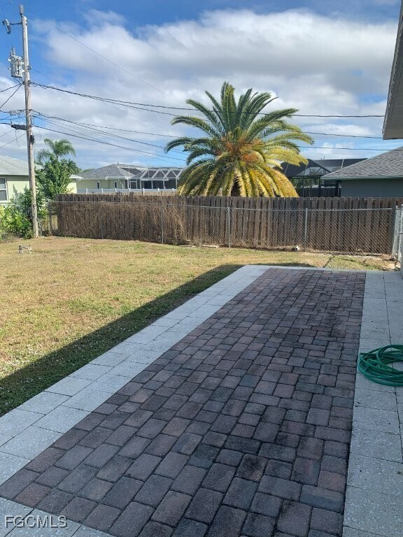 Building Photo - 703 SW 22nd St