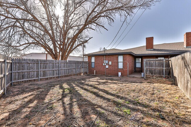 Building Photo - 17 Wagnon Dr