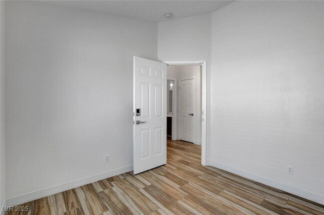 Building Photo - 7917 Quill Gordon Ave