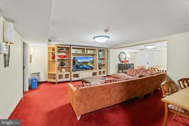 Building Photo - 950 25th St NW