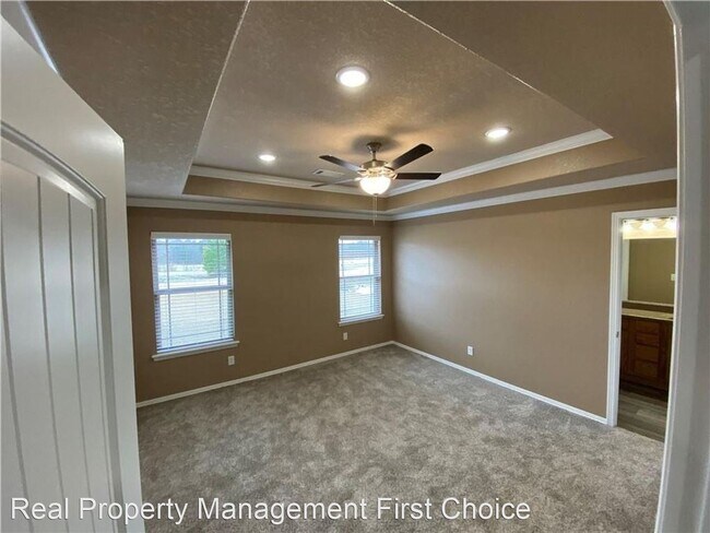 Building Photo - 3 br, 2 bath House - 713 Black Creek Lane