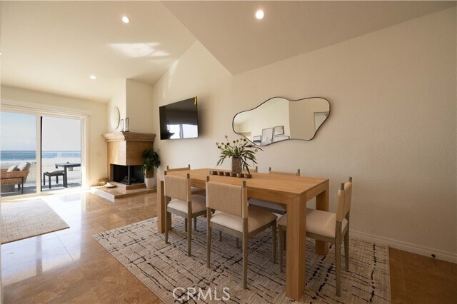 Building Photo - 3012 W Oceanfront