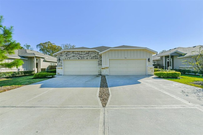 Building Photo - 9757 Grosbeak Ln