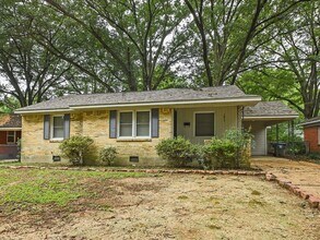 Building Photo - Updated 3 bed, 1.5 bath near U of M.