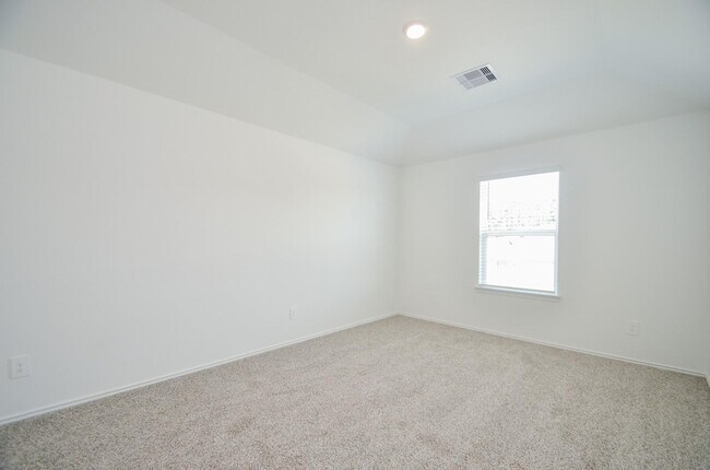 Building Photo - 5778 Hampton Vly Dr