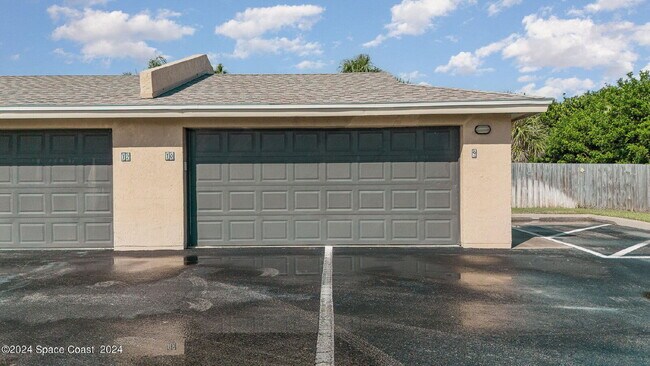 Building Photo - Charming 2-bedroom, 1-bathroom condo