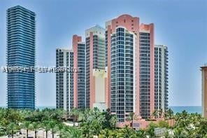 Building Photo - 19333 Collins Ave