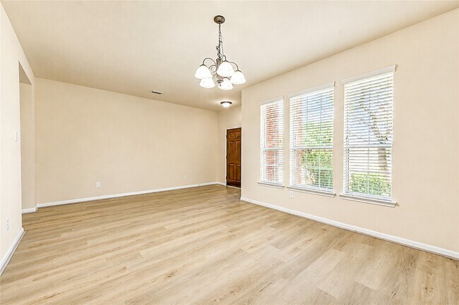 Building Photo - 7419 Sabinal Creek Dr