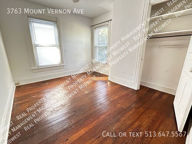 Building Photo - 3763 Mt Vernon Ave