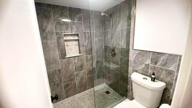 Building Photo - 1856 SW Palm City Rd