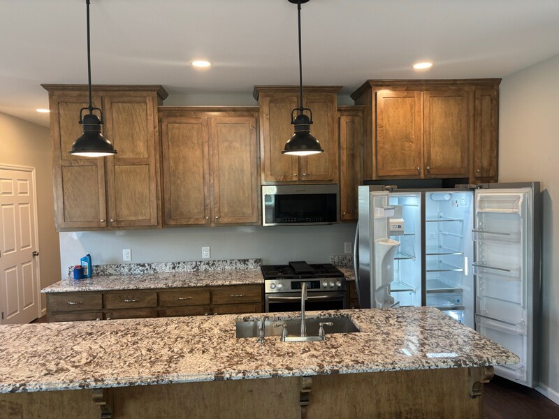 Building Photo - 100 Apache Ln