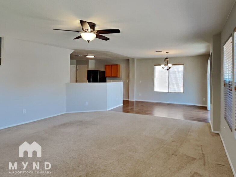 Building Photo - 5748 S Manta Ray Rd