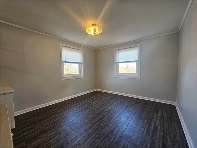 Building Photo - 4069 Ridge Rd