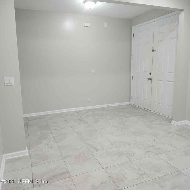 Building Photo - 97389 Harbor Concourse Cir