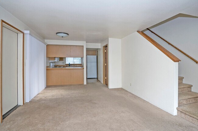 Building Photo - Spacious 3 Bedroom Home in Bremerton!