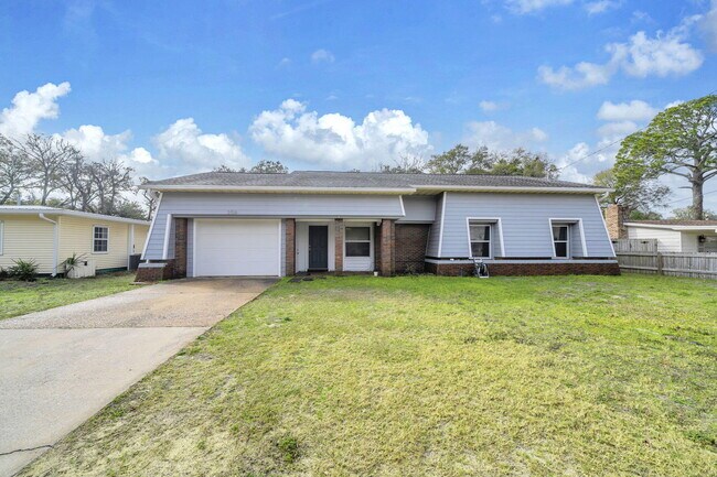 Building Photo - 358 Kepner Dr NE